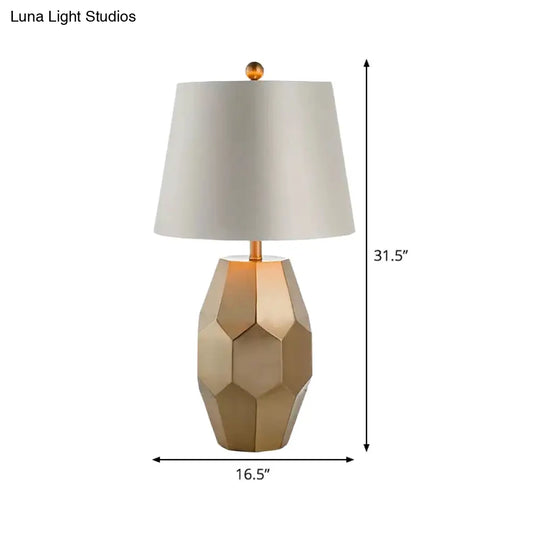 Nordic White Fabric Table Lamp With Geometric Metal Base - Perfect For Restaurant Nightstands