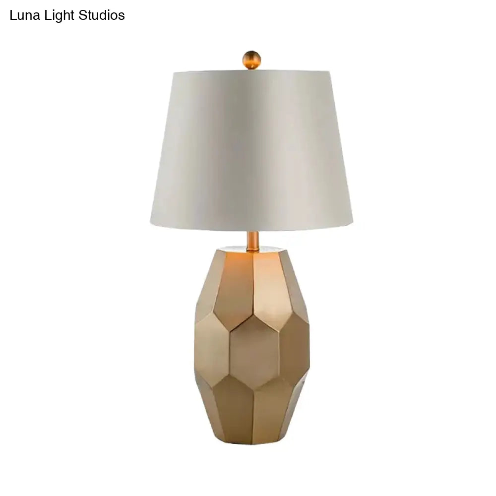 Nordic White Fabric Table Lamp With Geometric Metal Base - Perfect For Restaurant Nightstands