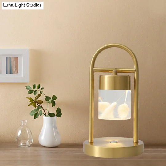 Nusakan - Simplicity Clear Glass Led Desk Light With U-Shaped Metal Frame Gold