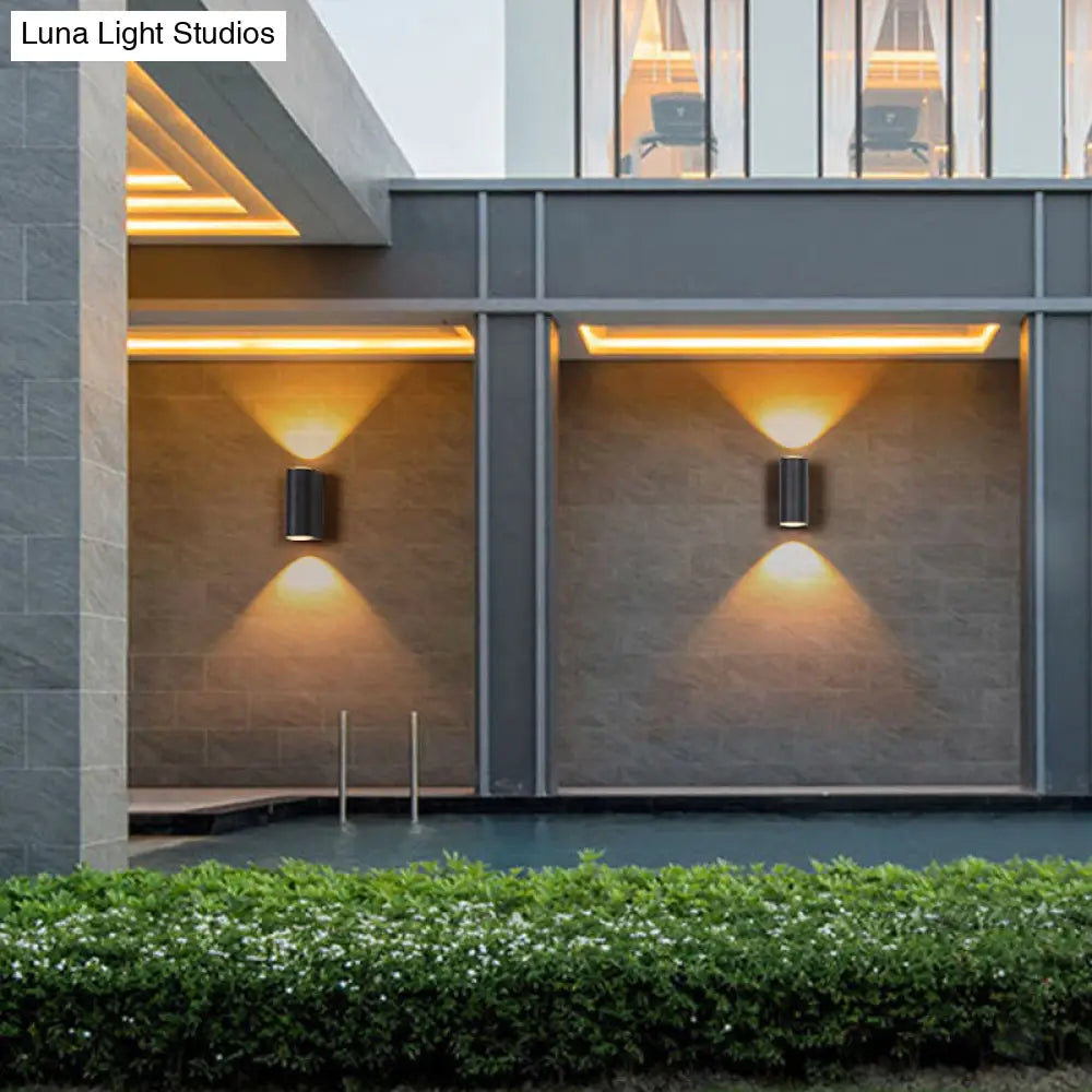 Outdoor Wall Led Sconce Lamp: Tube Shaped Metallic Minimalism Black