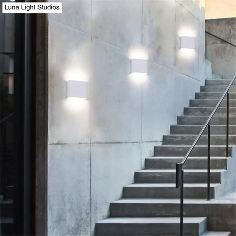 Outdoor Waterproof Ip65 Wall Lamp 6W/12W Led Light Modern Indoor/Outdoor Decor Up Down Dual-Head