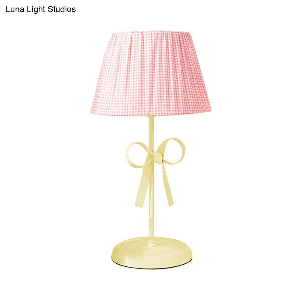 Pink Plaid Desk Light With Bow - Lovely Fabric Study Lamp For Dormitory And Bedroom