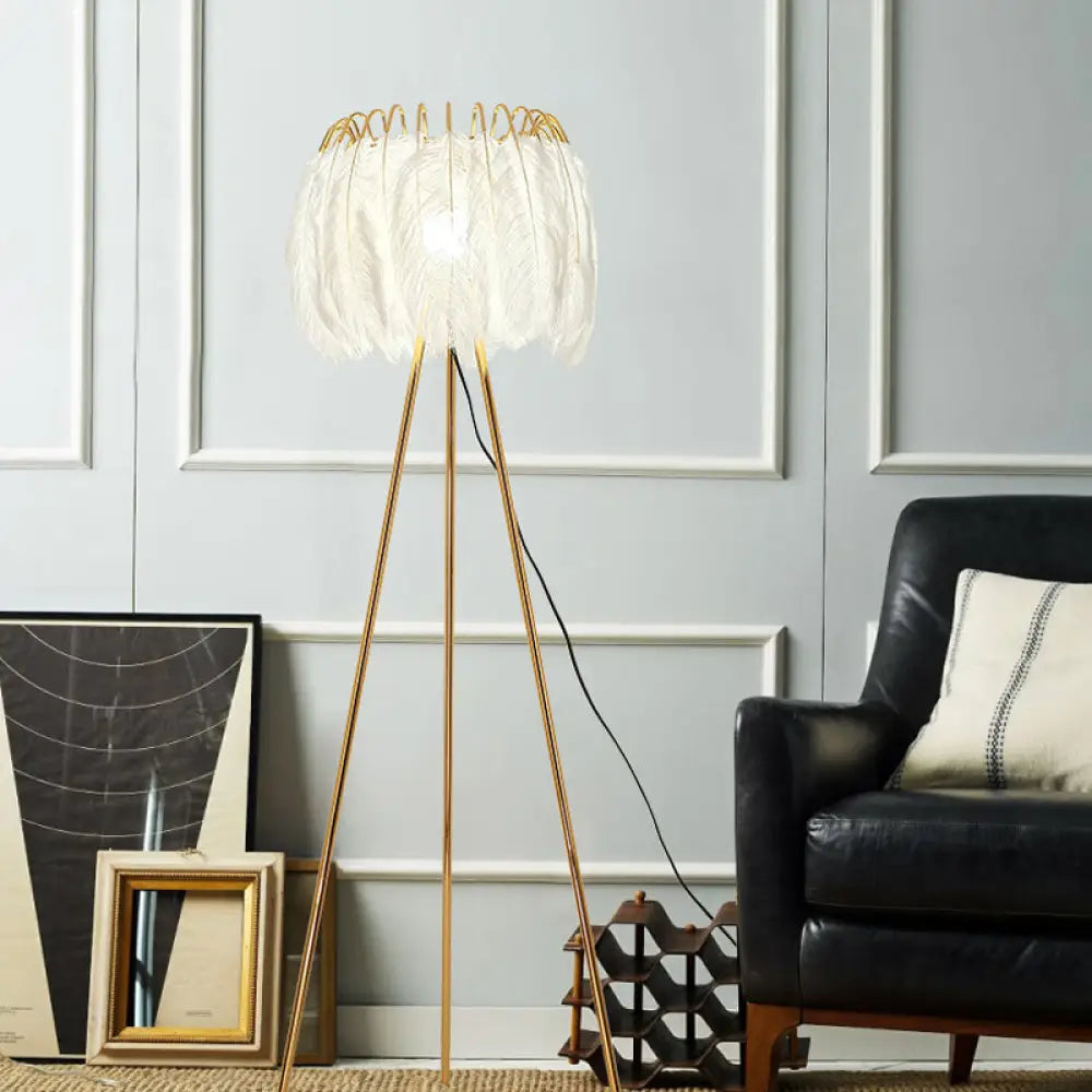 Post-Modern Gold Tripod Floor Lamp - Feather Design 1 Bulb Ideal For Living Room