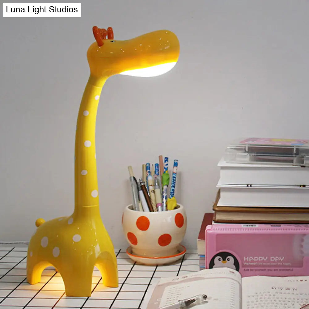 Kids Plastic Giraffe Desk Lamp - White/Yellow Nightstand Lighting For Childrens Bedroom Yellow