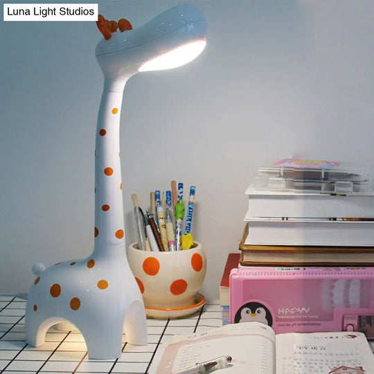 Kids Plastic Giraffe Desk Lamp - White/Yellow Nightstand Lighting For Childrens Bedroom