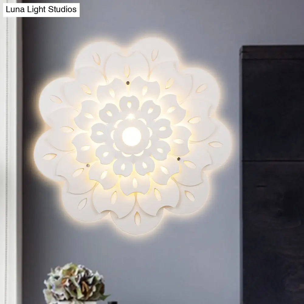 Pretty White Floral Led Wall Lamp For Kids Bedrooms