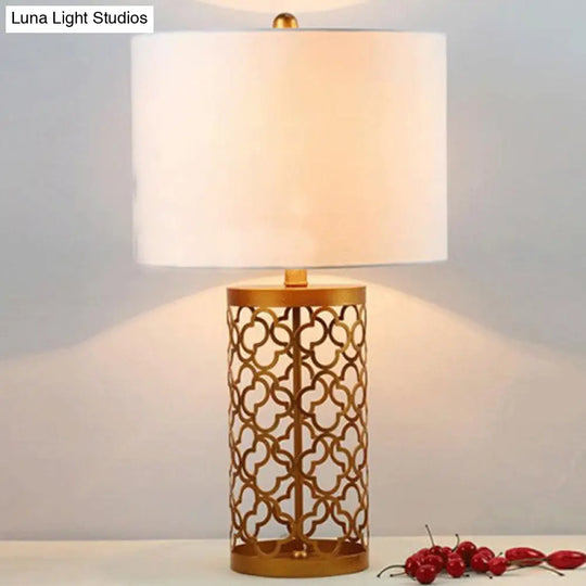 Quatrefoil Night Stand Table Lamp - Minimalistic Metal Design With White Cylinder Shade 14/15 Width