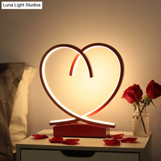 Red Loop Night Light: Romantic Metal Led Table Lamp For Bedroom