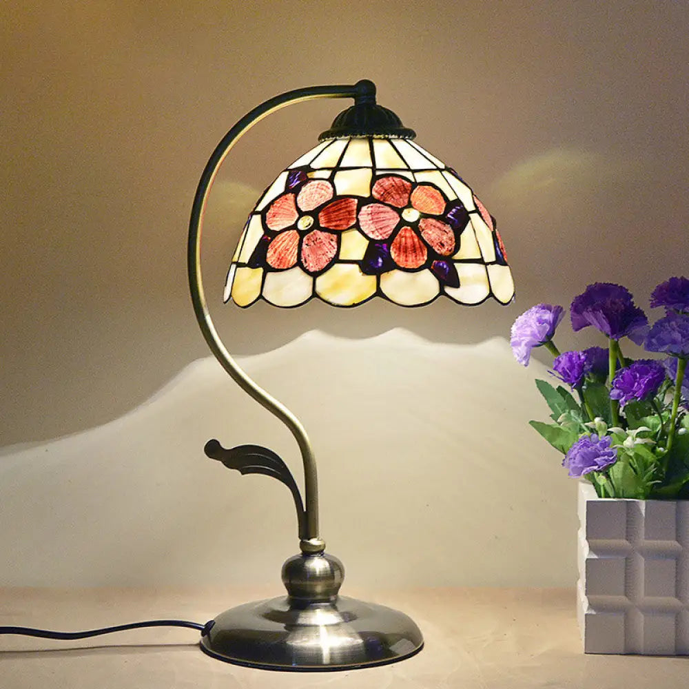 Red Shell Nightstand Lamp: Natural Mediterranean Style Flower Pattern Design 1 Head