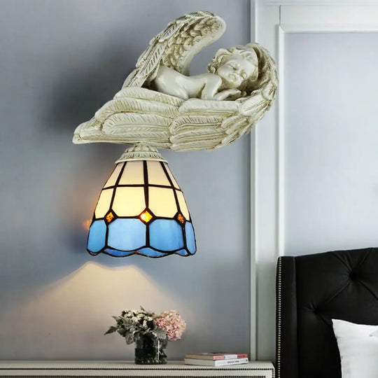 Resin Angel Loft Tiffany Stained Glass Wall Sconce Lamp In White/Clear White