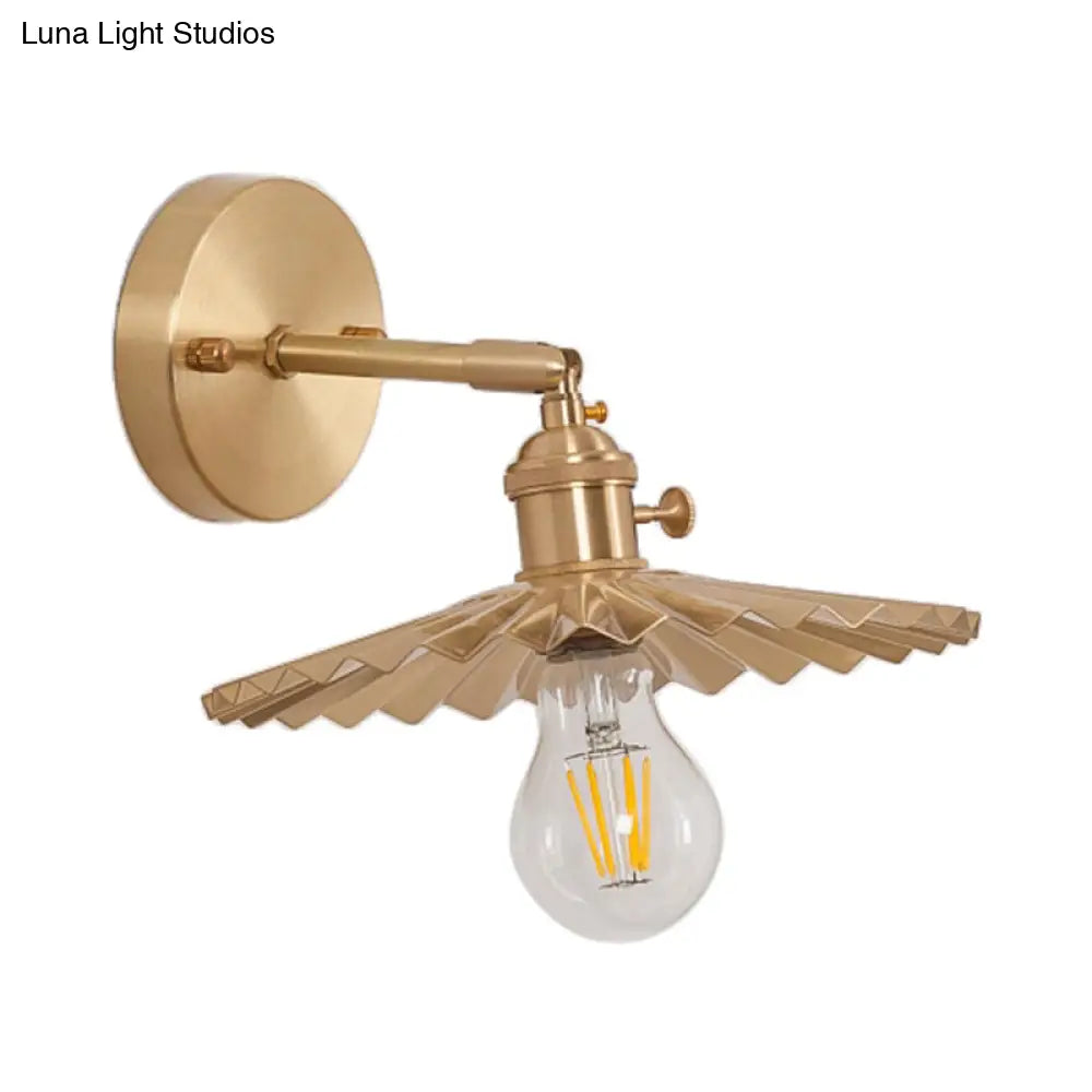 Retro Radial Wave Wall Sconce - Brass Finish Bedside Lamp