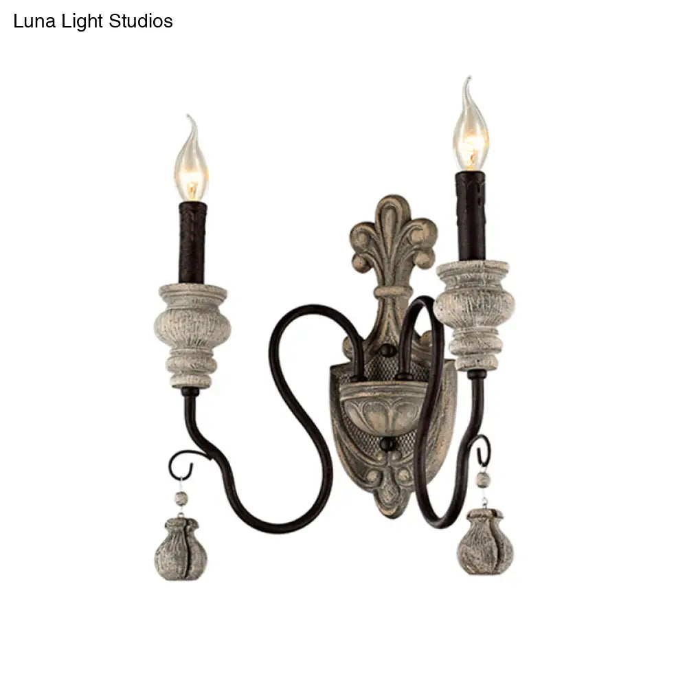 Retro Resin Candelabra Wall Lamp With Curved Arm In Black-Gold For Living Room
