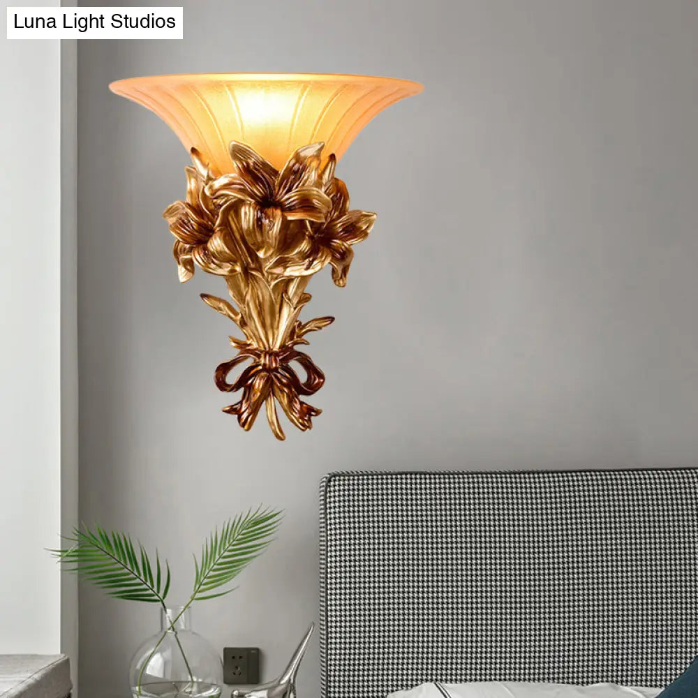 Retro Resin Floral Wall Mounted Lamp - Pink/Gold Design With Trumpet Glass Shade