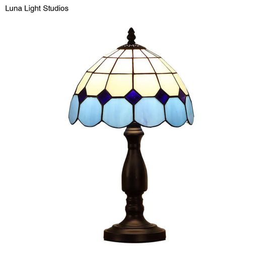 Retro Stained Glass Accent Table Lamp - Elegant 1-Light Décor For Bedside