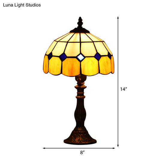 Retro Stained Glass Accent Table Lamp - Elegant 1-Light Décor For Bedside