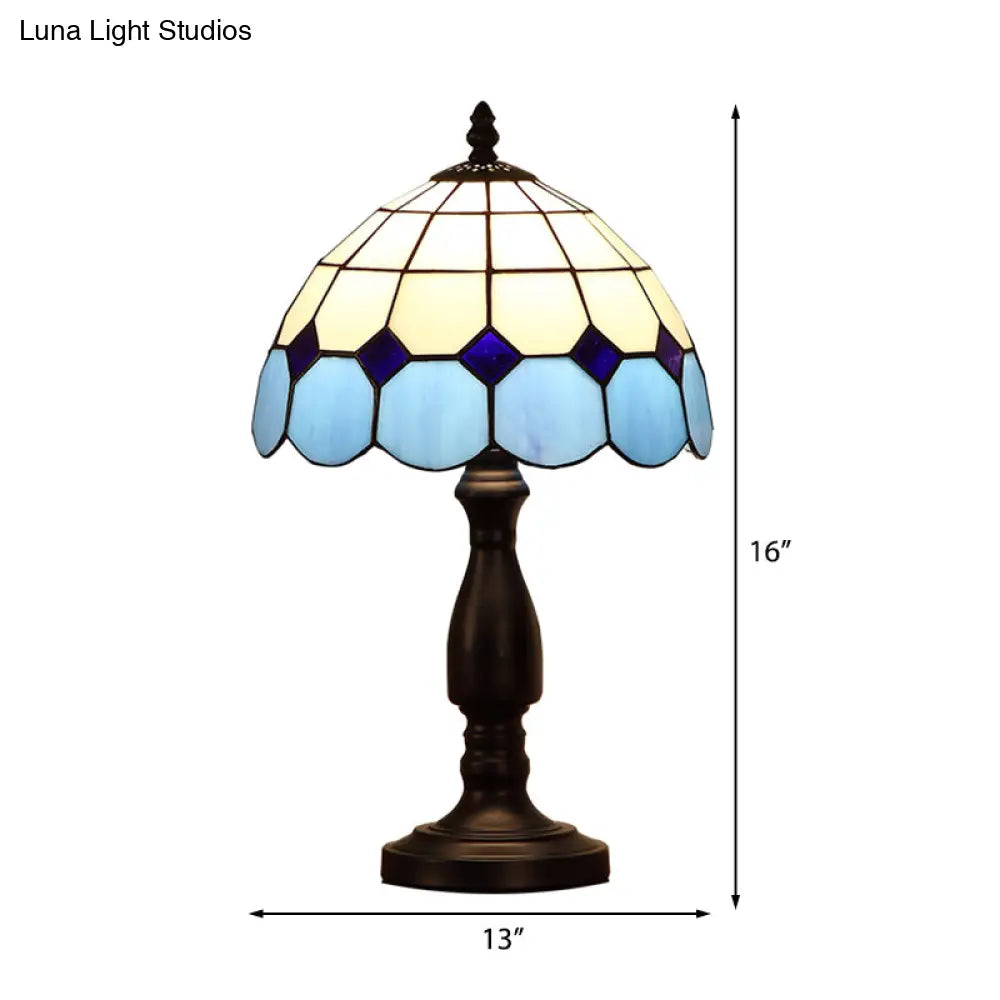 Retro Stained Glass Accent Table Lamp - Elegant 1-Light Décor For Bedside