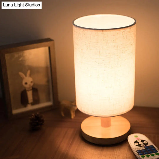 Retro-Style Bedroom Table Lamp: 1-Head White Light With Cylindrical Fabric Shade