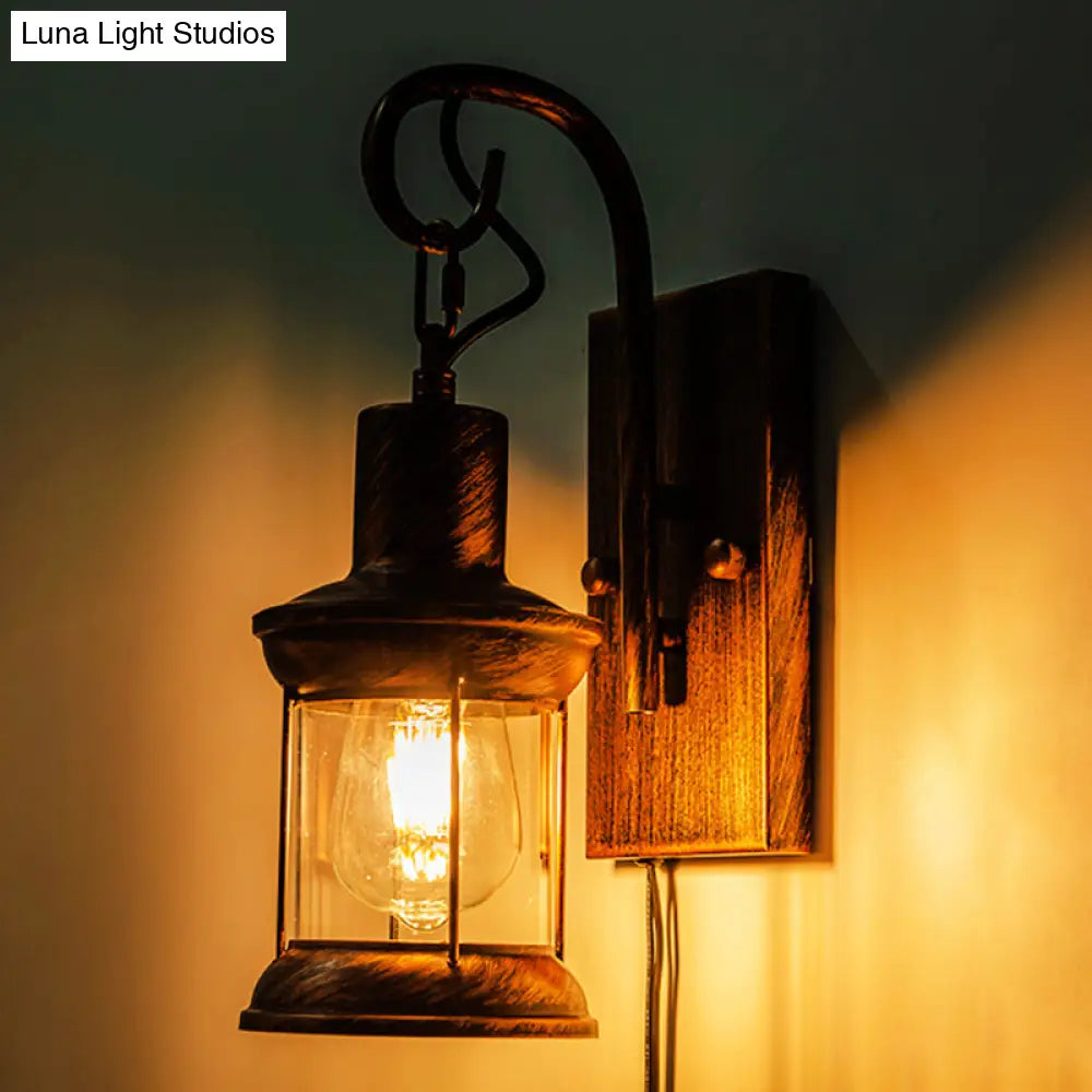 Retro Style Bronze Iron Lantern Wall Light - Single-Bulb Fixture For Restaurant Lighting