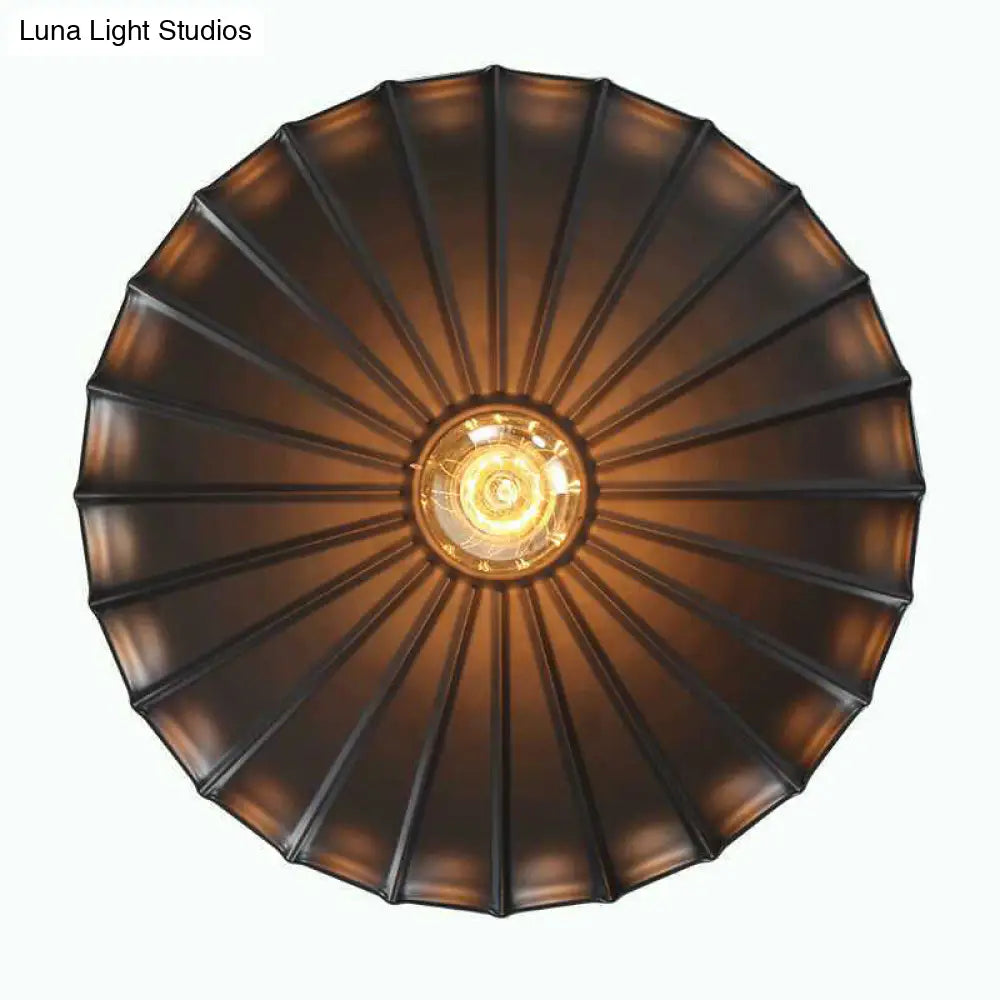 Retro Style Single-Bulb Black Metal Pendant Ceiling Light- Scalloped Cone Design For Restaurants
