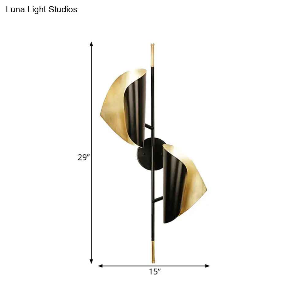 Ribbed Curved Sheet Sconce - Postmodern 2 Heads Wall Mount Lighting For Stair Black & Gold