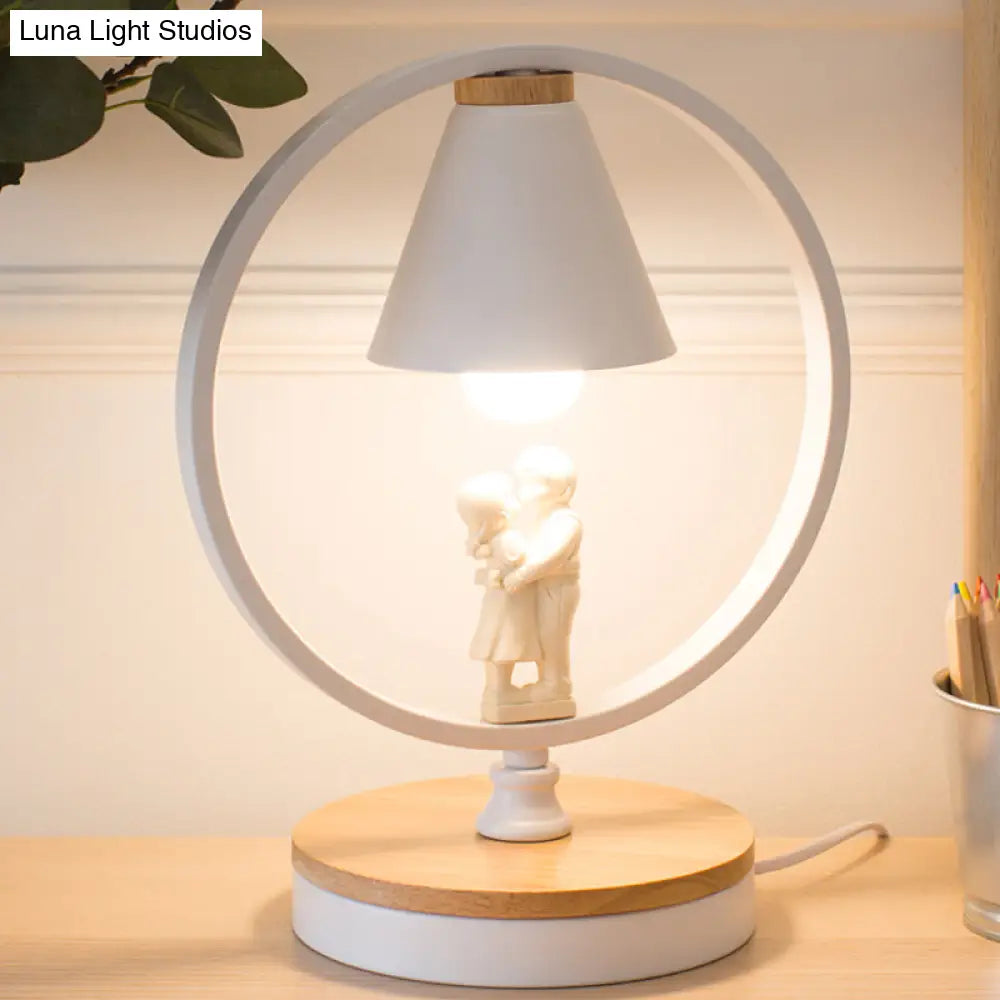 Romantic Couple Ring Table Light: 1-Head Metal Desk Lamp For Bedroom