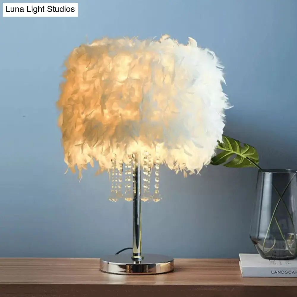 Romantic Feather White Table Light With Clear Crystal Bead For Hotel Or Restaurant - Drum Desk