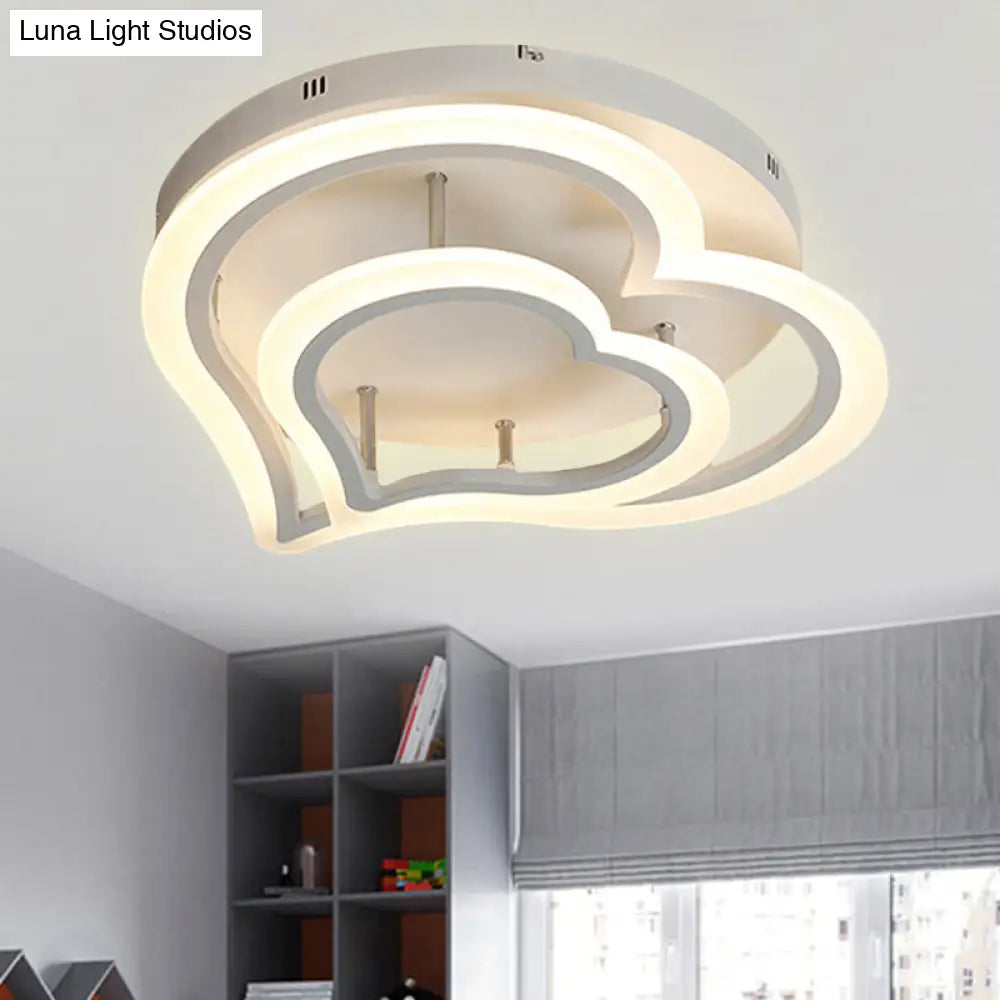 Romantic Heart Ceiling Light In Acrylic White Finish - Ideal For Child Bedroom