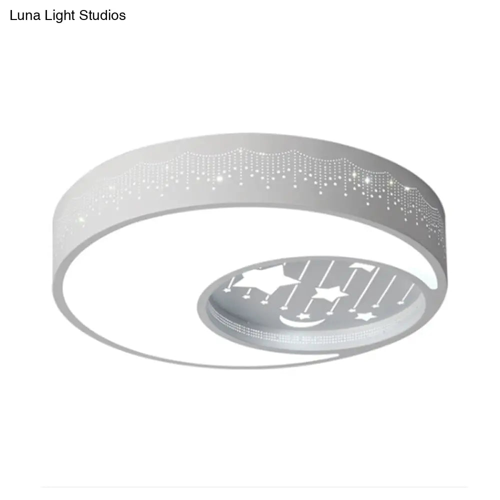 Romantic Led Moon And Star Flush Ceiling Light For Boys’ Bedroom In White