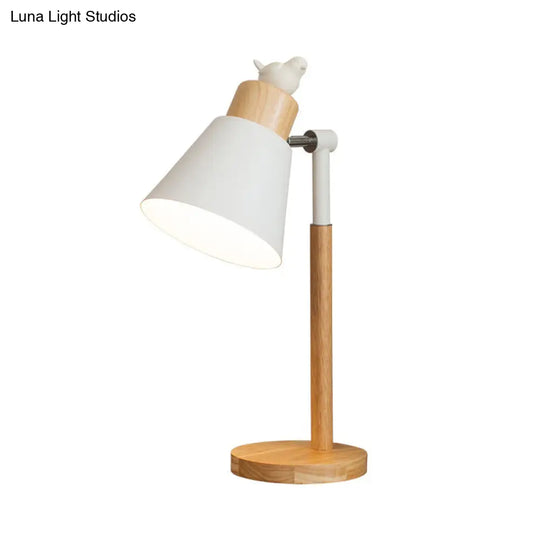 Rotatable Wood Desk Light - Nordic Style Animal Deco Table Lamp In Beige