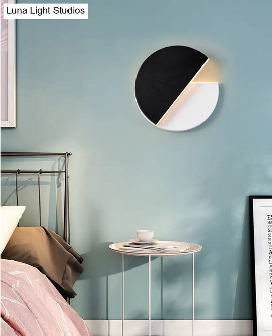 Rotating Nordic Led Wall Lamp In Round Disc Shape - Acrylic Indoor Light Fixture