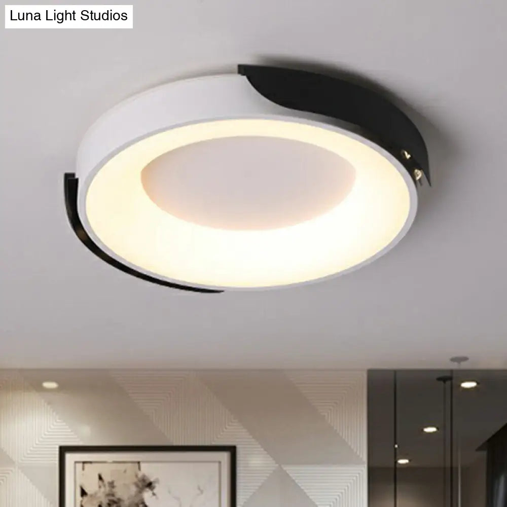 Round Led Ceiling Mounted Light: Modern Nordic Metal Bedroom Flush Fixture In Black-White