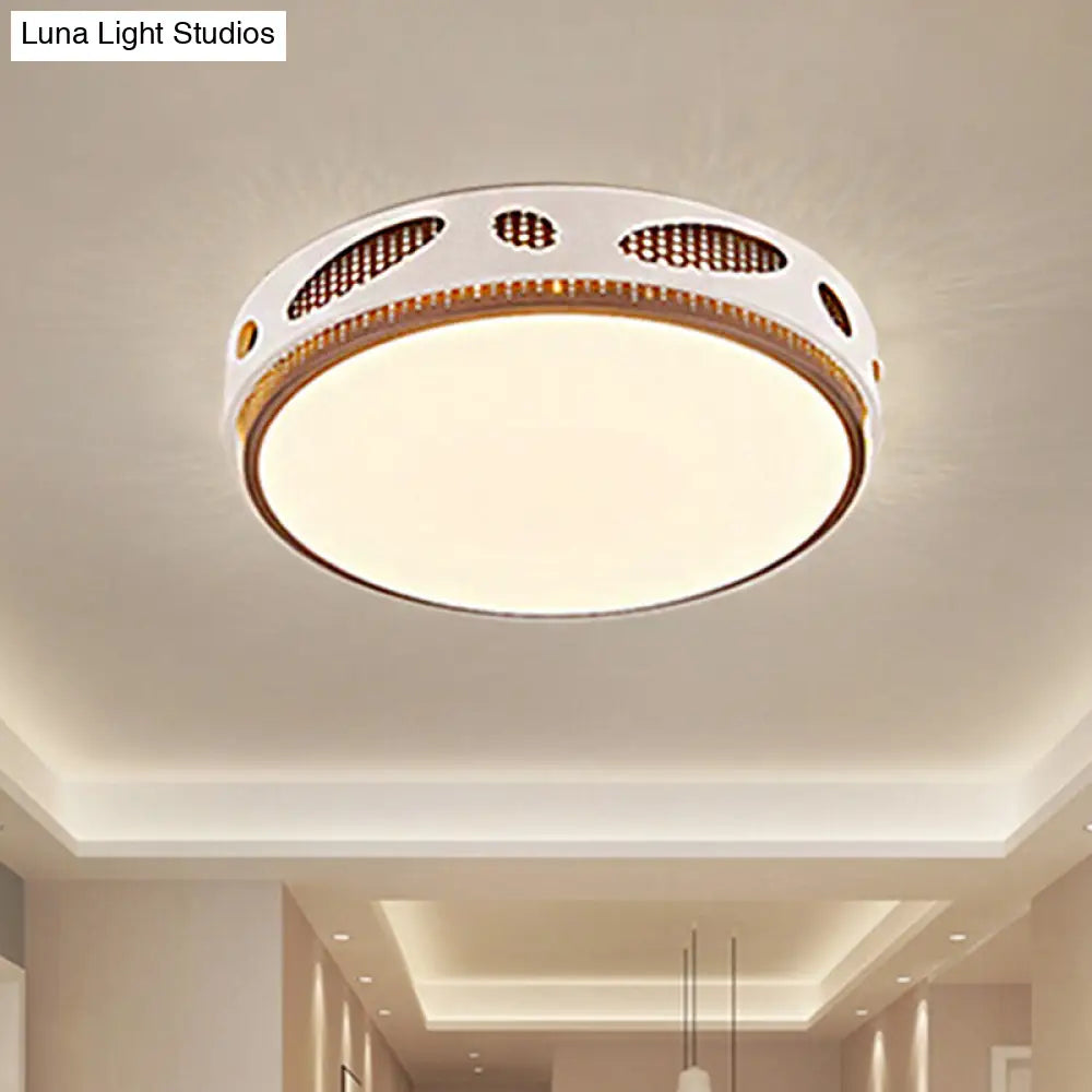 Round Led White Flushmount Ceiling Light Fixture With Simplicity Acrylic Warm/White Lighting