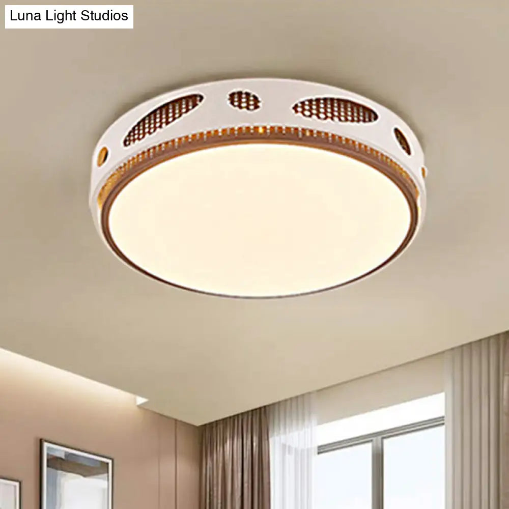 Round Led White Flushmount Ceiling Light Fixture With Simplicity Acrylic Warm/White Lighting
