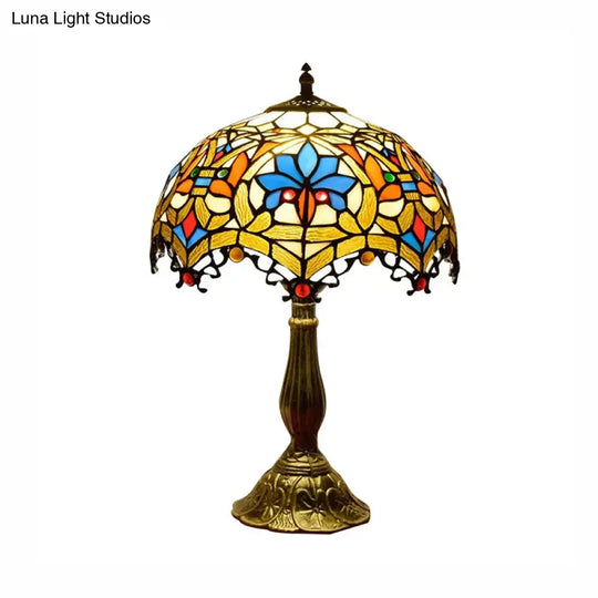 Rustic Parrot Table Lamp: Rose-Stained Glass Lighting In Brass/Copper For Bedroom