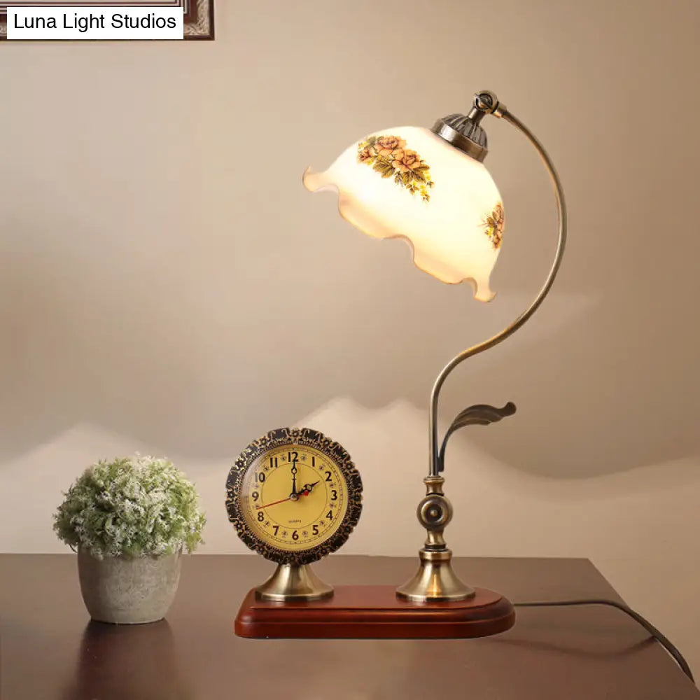 Rustic Red Brown Floral Table Lamp With Clock Design - Countryside Accent