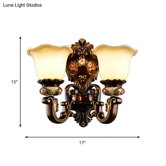 Rustic Resin Wall Light With Scalloped Design And Curved Arm - 1/2 Head Rust Sconce