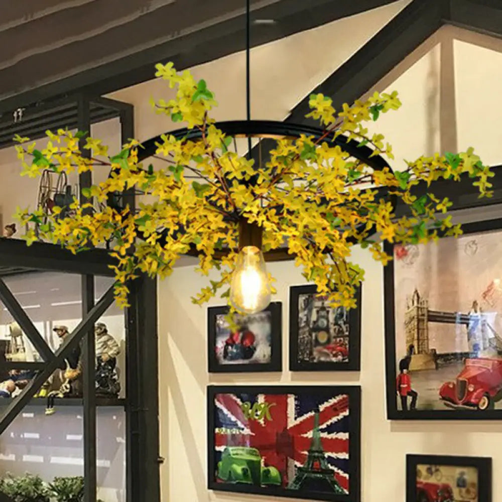 Rustic Wagon Wheel Pendant Light With Iron Suspension And Artistic Plant Design Yellow / 15’