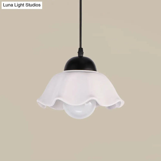 Scalloped Black Ceramic Pendant Light For Dining Room - Elegant 1/3 Fixture