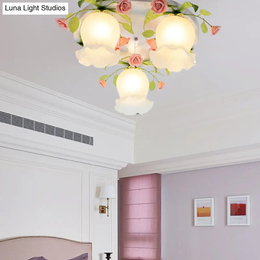 Scalloped Metal White Ceiling Light: 3/5 Lights Flush Mount Fixture For Living Room