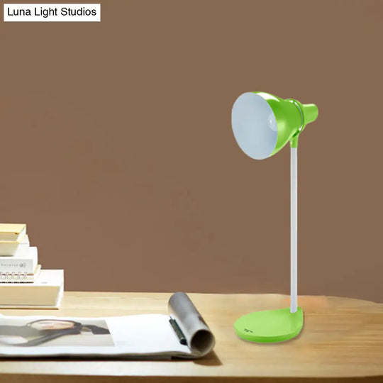 Bendable Reading Lamp: Horn Shade Macaron Iron Pink/Green 1-Head Desk Light With On/Off Switch