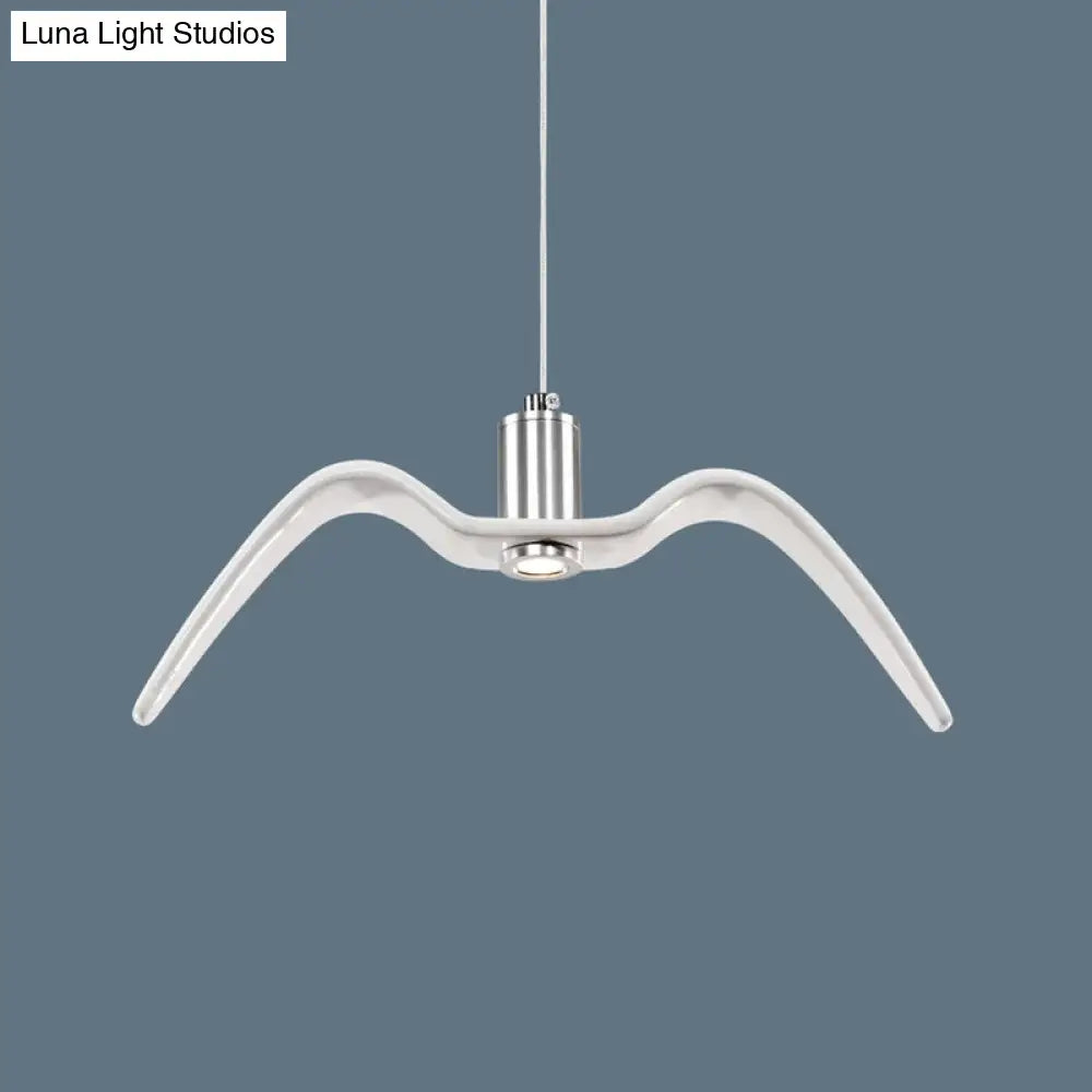 Seagull Resin Suspension Pendant Ceiling Light: Artistic Single-Bulb Fixture For Restaurants