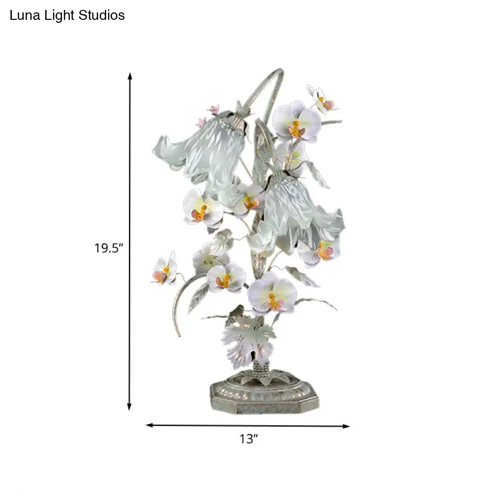 Silver Metal Flower Night Table Lamp - Countryside Nightstand Lighting For Living Room (2 Bulbs)