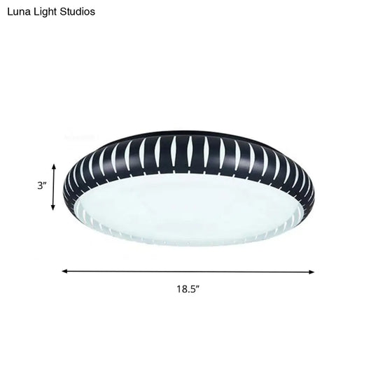 Simple Metal Led Ceiling Flush Mount Light White/Black With Hollow Shade For Living Room