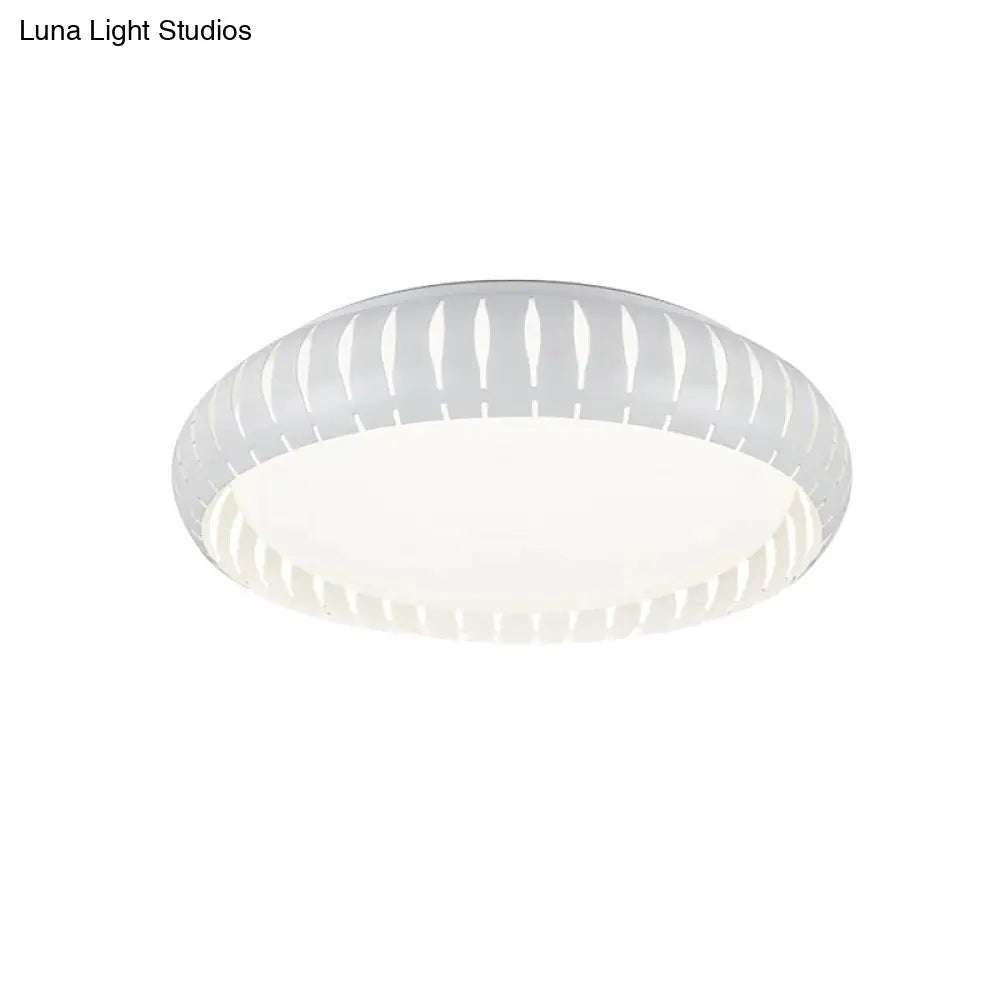 Simple Metal Led Ceiling Flush Mount Light White/Black With Hollow Shade For Living Room 18.5/22.5