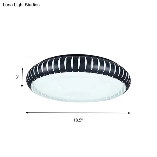 Simple Metal Led Ceiling Flush Mount Light White/Black With Hollow Shade For Living Room 18.5/22.5