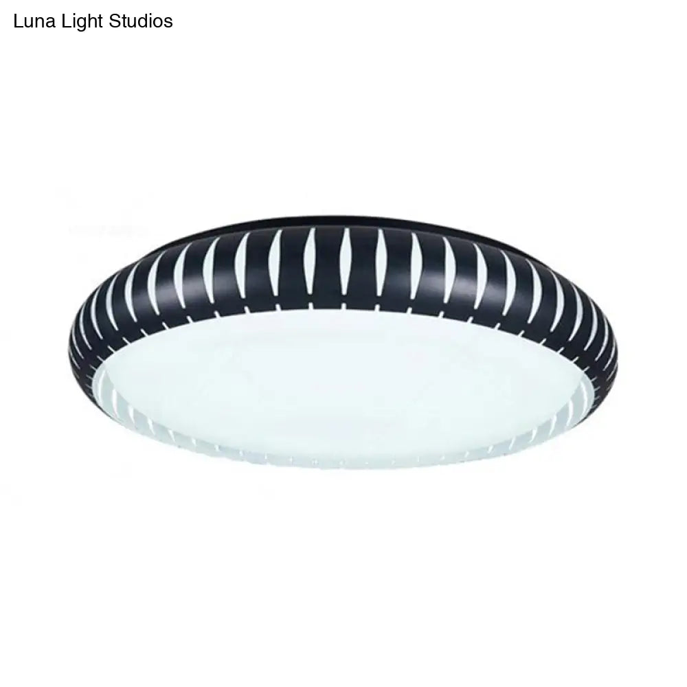 Simple Metal Led Ceiling Flush Mount Light White/Black With Hollow Shade For Living Room