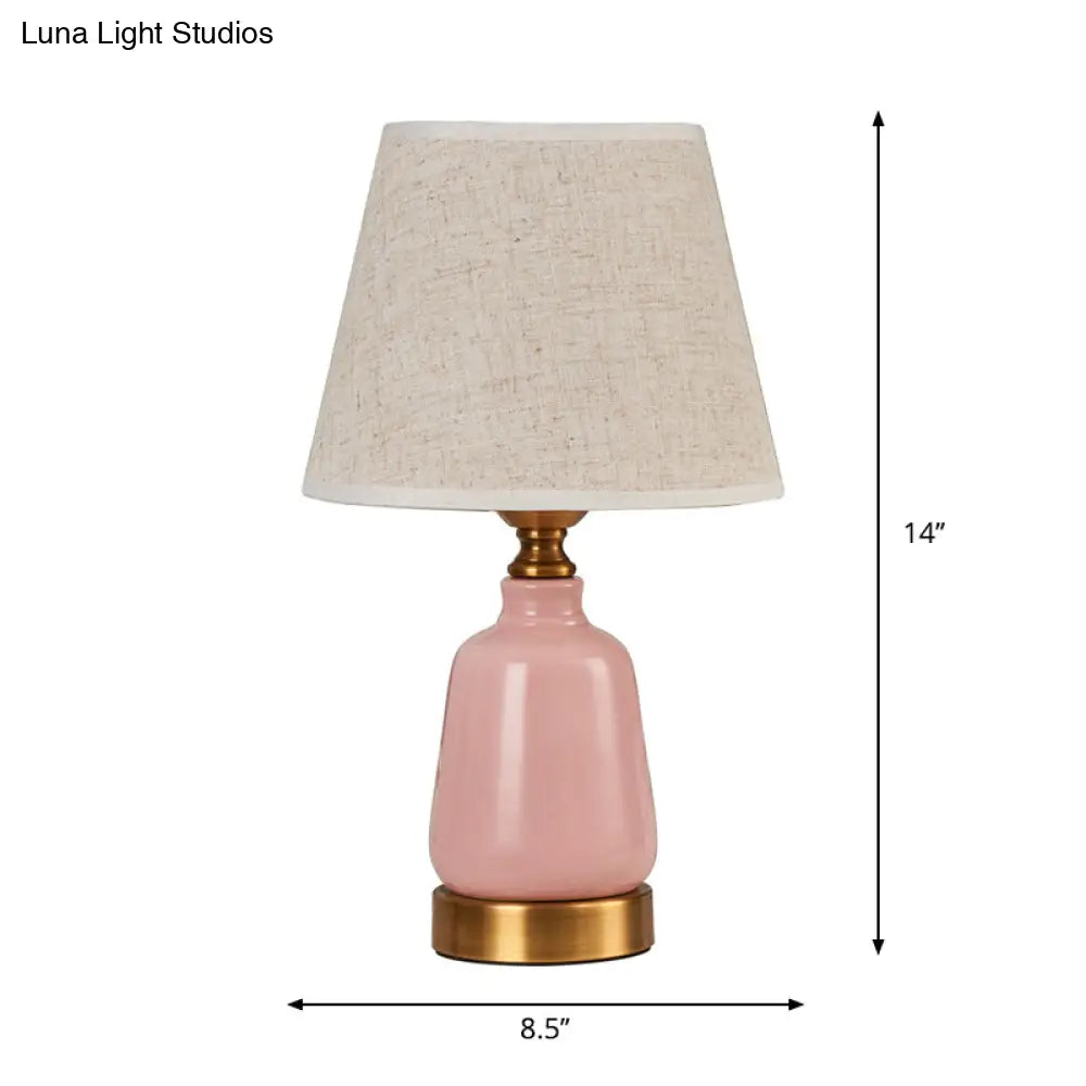 Simple Pink Conical Pleated Fabric Desk Lamp For Bedroom Night Table