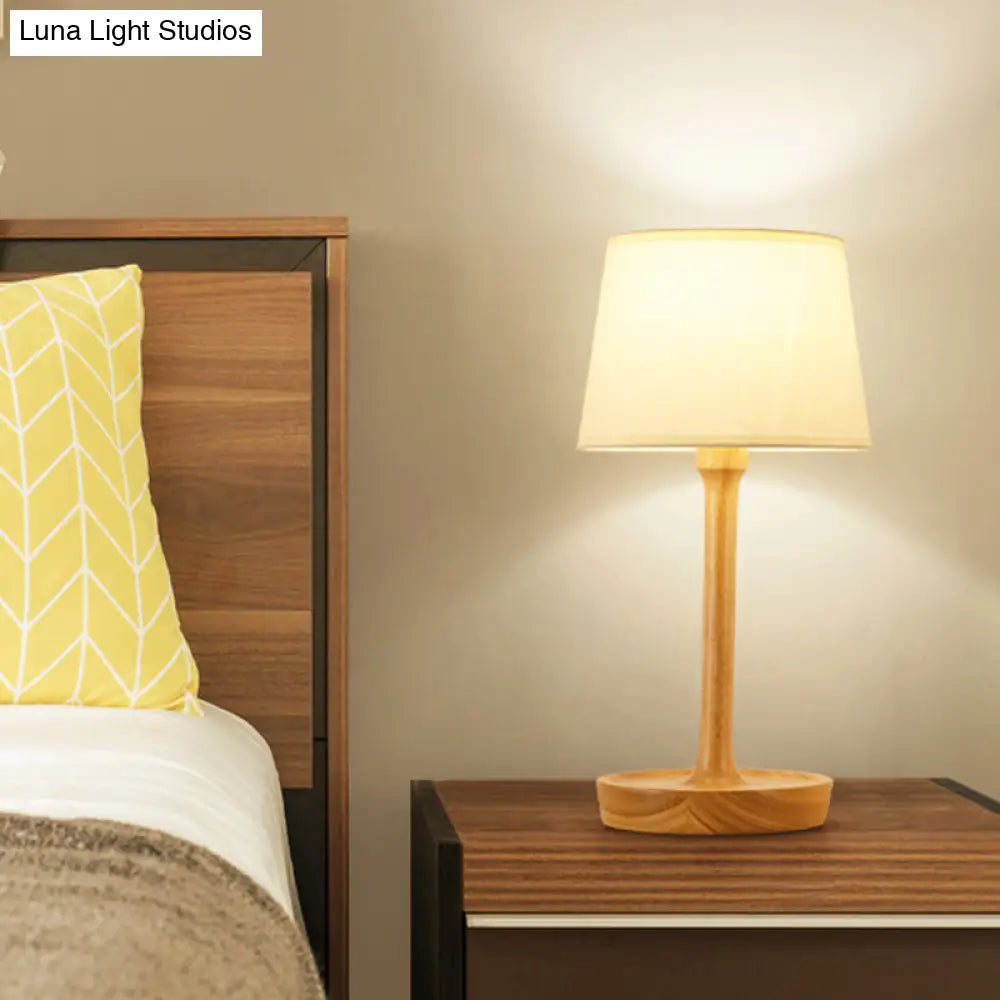 Simplicity Shaded Table Lamp: Fabric Shade 1-Light Night Light For Bedroom With Wooden Base