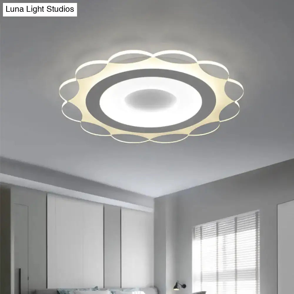 Simplicity White Led Flushmount Light With Acrylic Bloom Design In Warm/White 16.5’/24.5’/31’ Wide