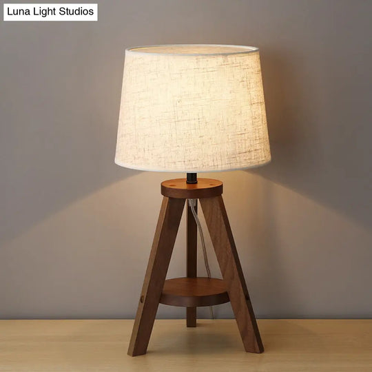 Simplistic Fabric Drum Table Lamp With Wooden Tripod Base For Bedroom Nightstand Lighting